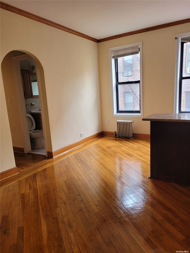 Foto principal - 43-33 48th St