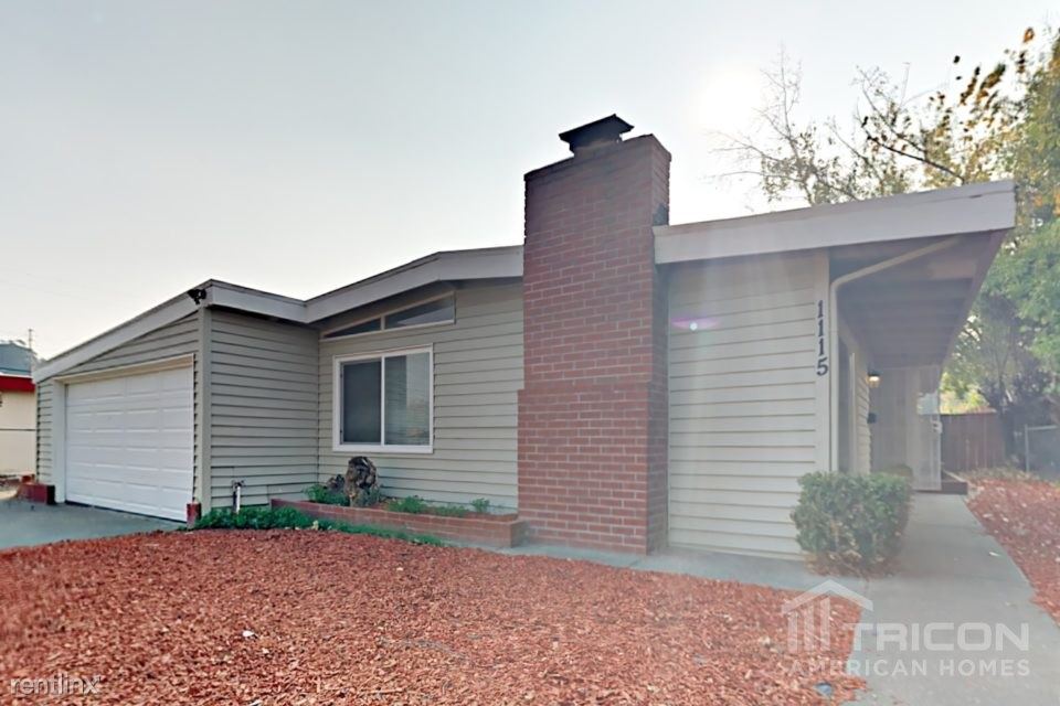 Primary Photo - 1115 Coronel Ave