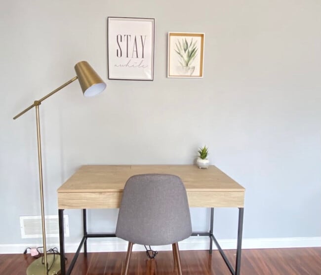 Building Photo - 175 Michael Dr