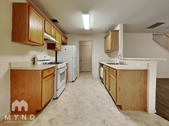 Foto del edificio - 14321 Lemongrass Ln