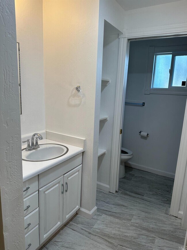 400 Ohio St Unit ABC, Vallejo, CA 94590 Room for Rent in Vallejo, CA