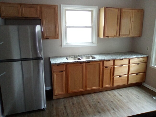 Cocina - 4401 Irving Ave N