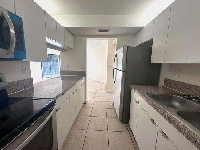 Foto del edificio - 1850 N Congress Ave