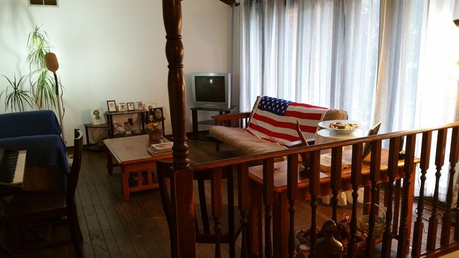 Upstairs entrance - 2116 Thaler Ave