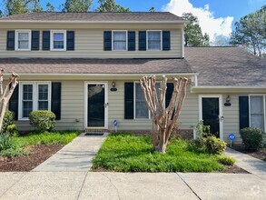 Building Photo - 603 Gatehouse Ln