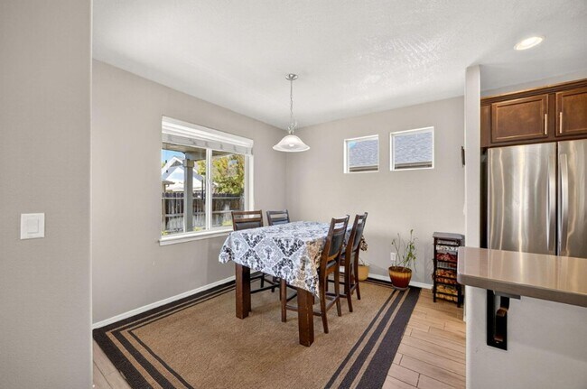 Foto del edificio - 3 Bedroom, 2.5 Bathroom Medford Home
