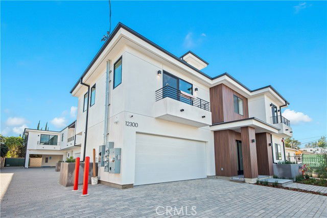 Foto del edificio - 12300 Oxnard St