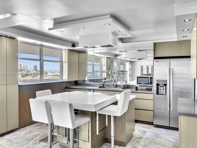 Foto del edificio - 401 Ocean Dr