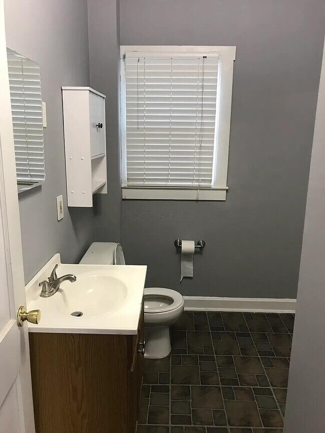 Foto del edificio - 2940 Hiawatha St