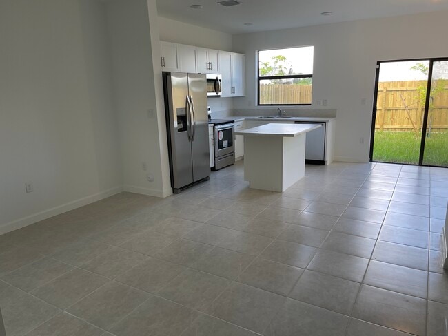 Building Photo - 14729 SW 181st Terrace