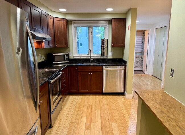 Building Photo - 34 Brookside Dr