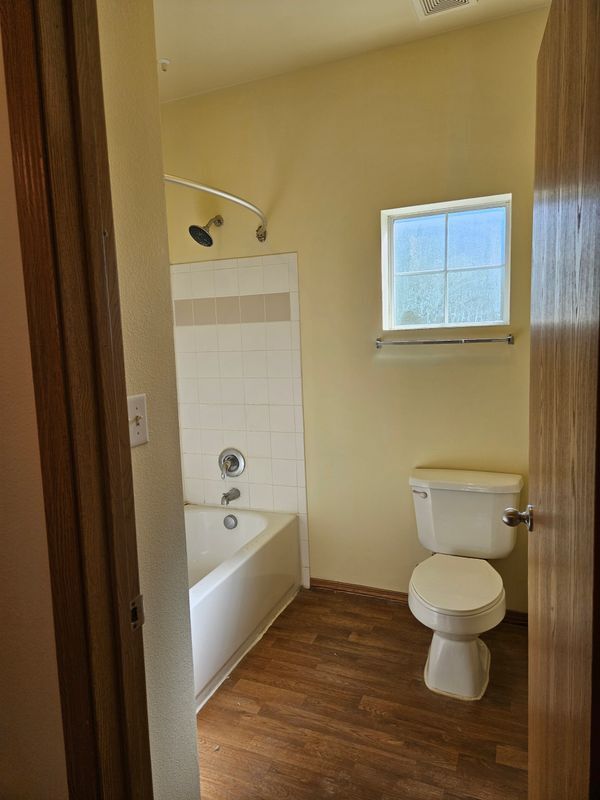 Foto del edificio - 1000 Diamond Dr