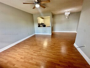 Building Photo - 2570 W 67th Pl