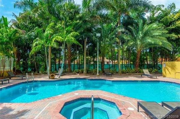 Foto principal - 3500 Coral Way