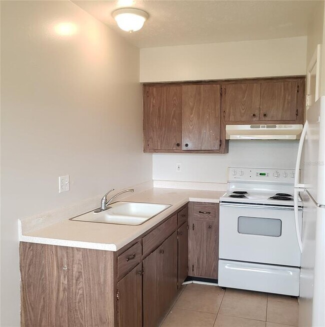 Building Photo - 12617 Curley St