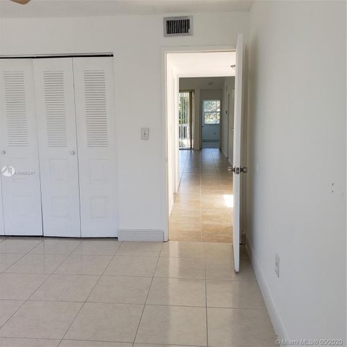 Foto del edificio - 4737 NW 97th Ct