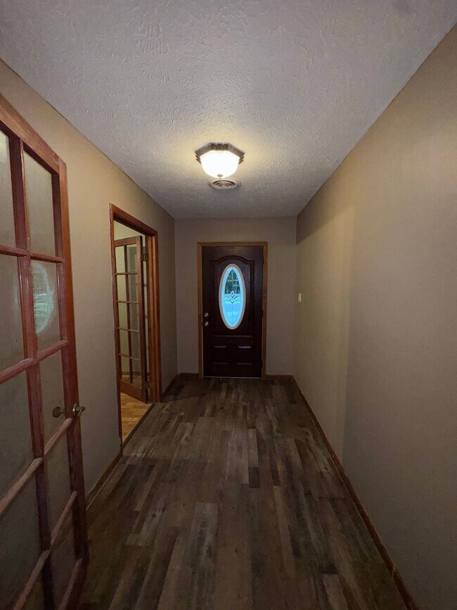 Foto del edificio - 2232 Websters Chapel Rd
