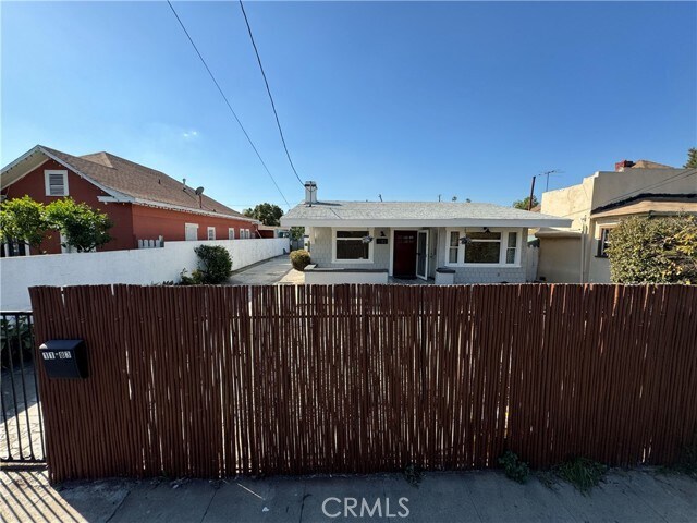 Foto del edificio - 1183 N Normandie Ave