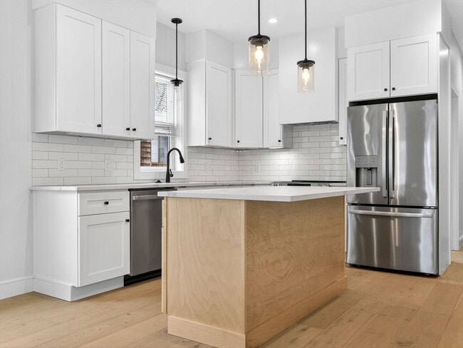 Building Photo - 3 Franklin St