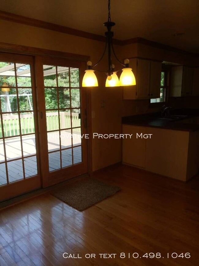 Building Photo - 1143 Springview Dr