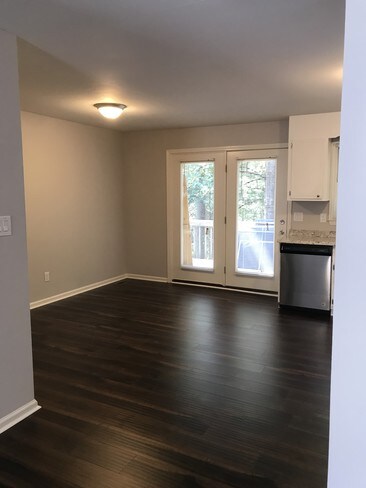 Foto del edificio - 4152 Cherrywood Dr