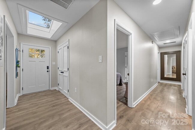 Foto del edificio - 7204 Killingdeer Ln