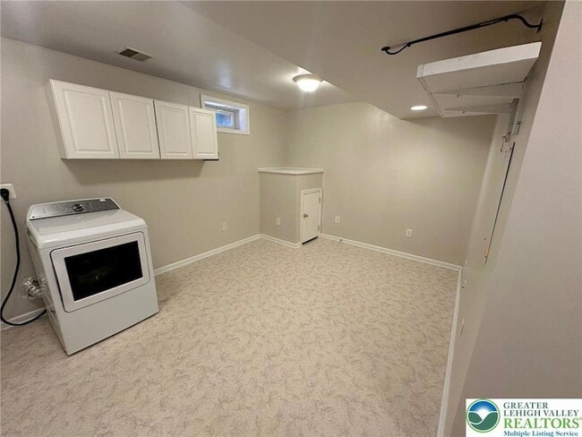 Building Photo - 118 Knollwood Dr