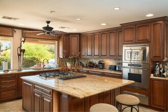 Building Photo - 99 Conejo Cir