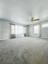 Building Photo - 89 Elm St