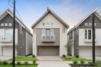 Building Photo - 1042 Homer St