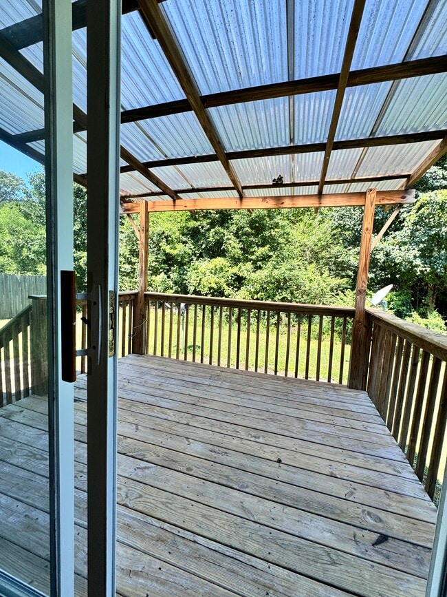 Foto del edificio - 3045 Holly Brook Cir NE