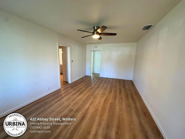 Foto del edificio - 422 Abbey St