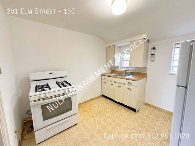 Foto del edificio - 2 Bed, 1 Bath unit in Neville Township