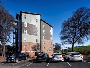 Building Photo - 1800 S I-35 Frontage Rd