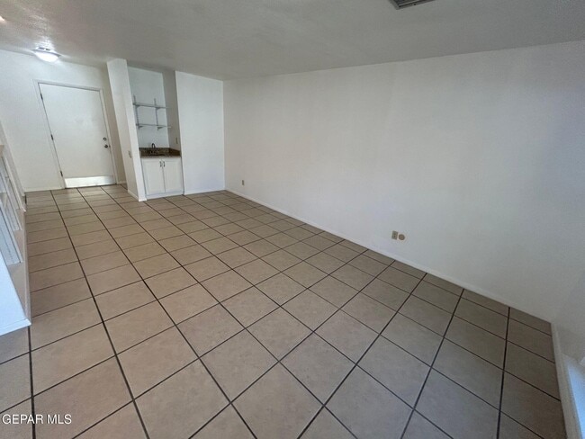 Foto del edificio - 3601 Okeefe Dr