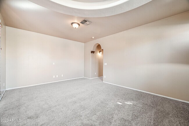 Foto del edificio - 4510 W Branham Ln