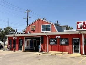 Building Photo - 2535 W Prairie St