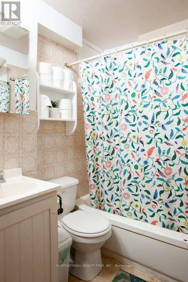 Building Photo - 226 Richmond St