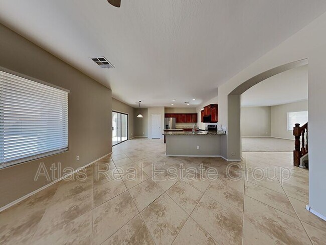 Foto del edificio - 46008 W Amsterdam Rd