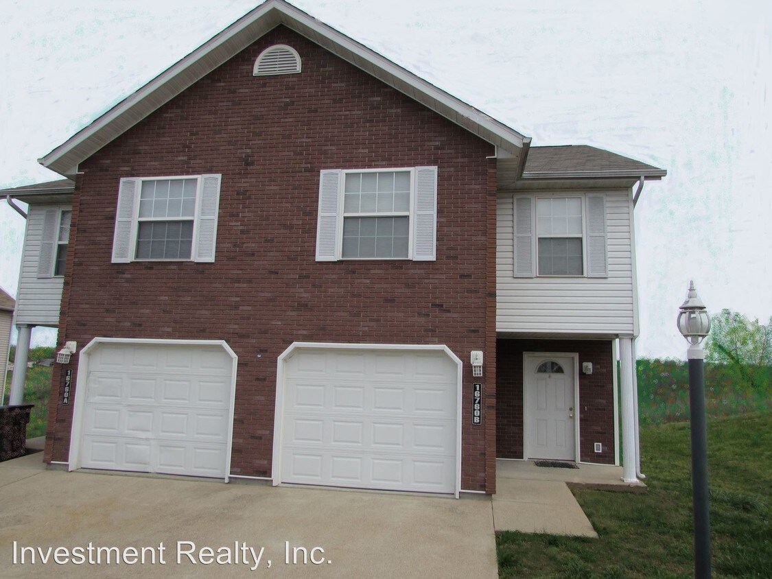 Foto principal - 16760 Huntington Ln