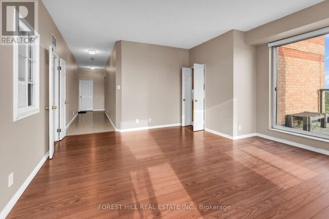 Building Photo - 6-726 Humberline Dr