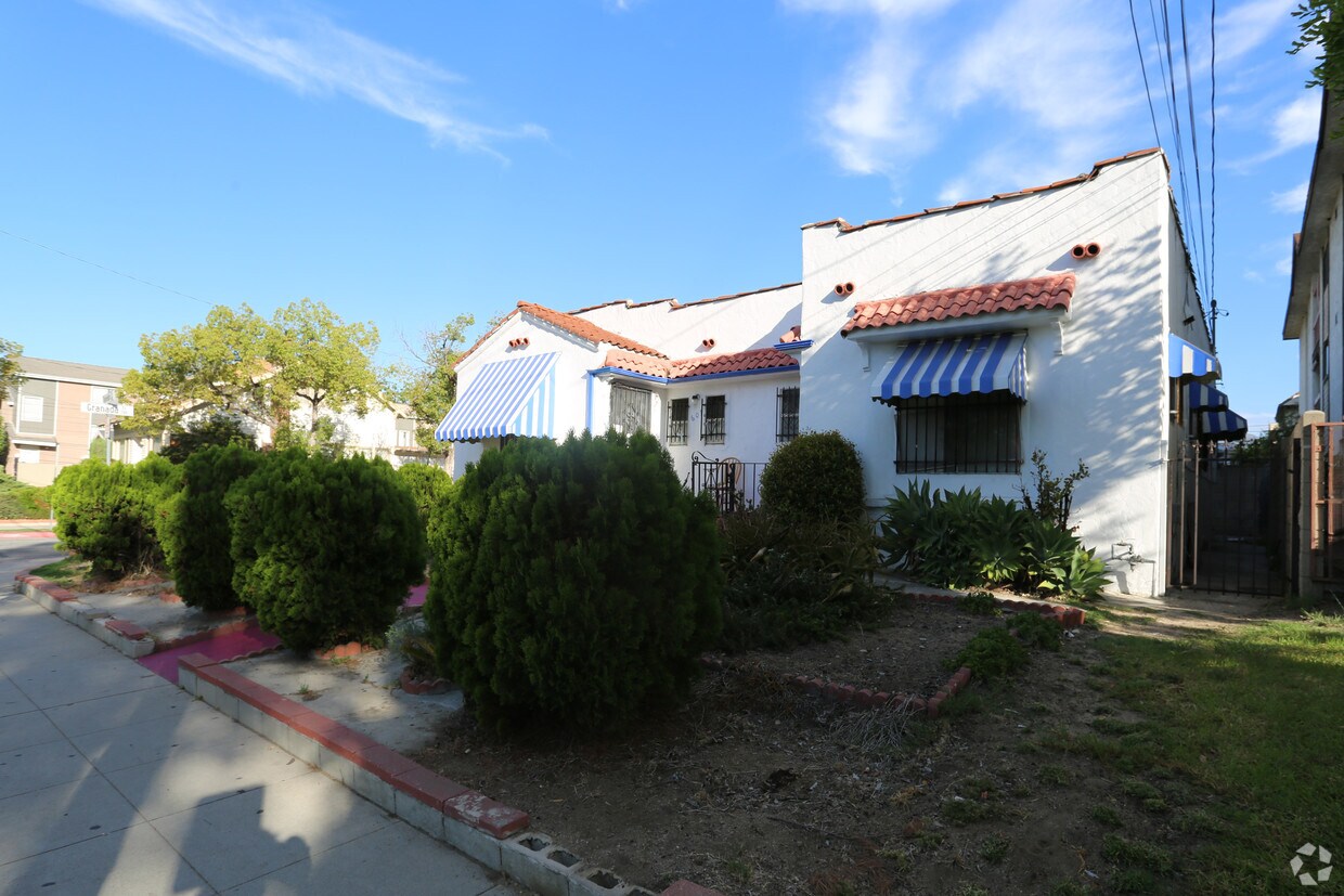 Foto del edificio - 601 Raleigh St