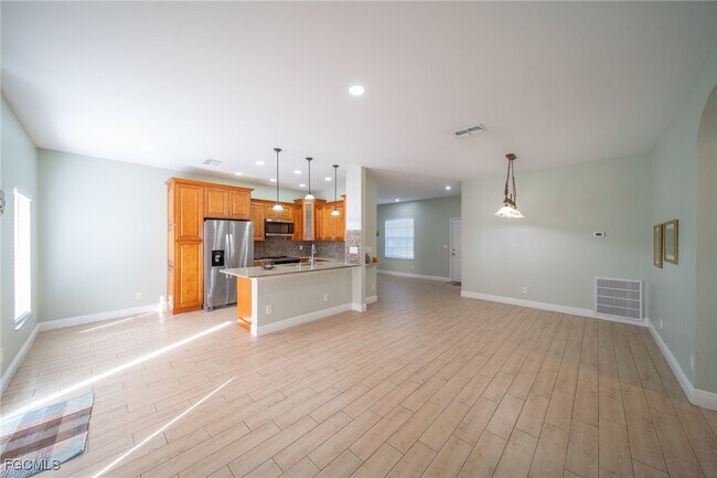 Foto del edificio - 2122 SW 29th Terrace