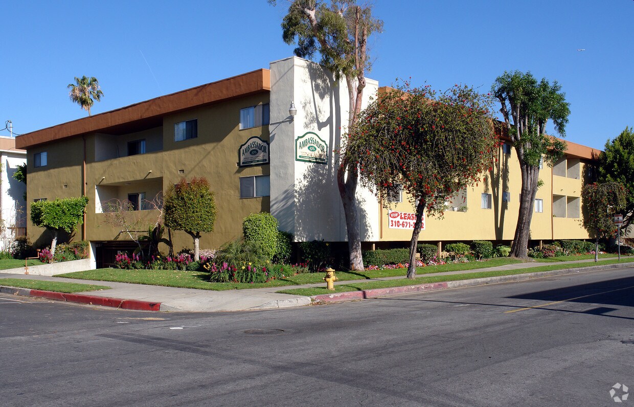 The Ambassador Apartments Apartments in Inglewood, CA