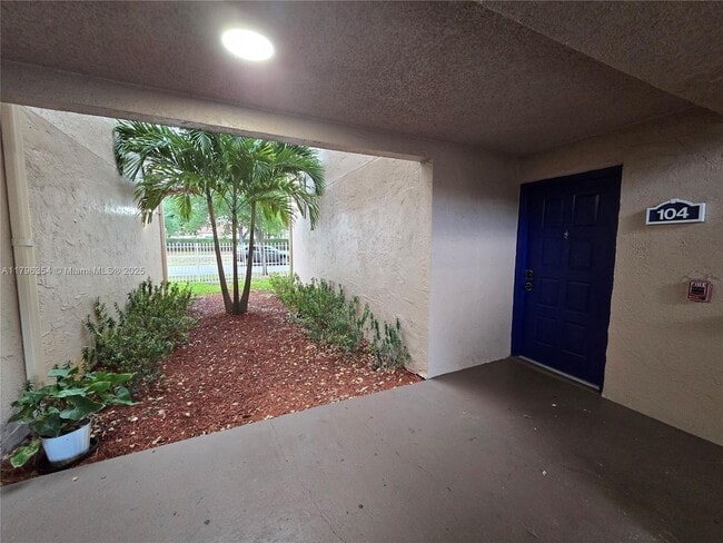 Foto del edificio - 10421 SW 157th Pl