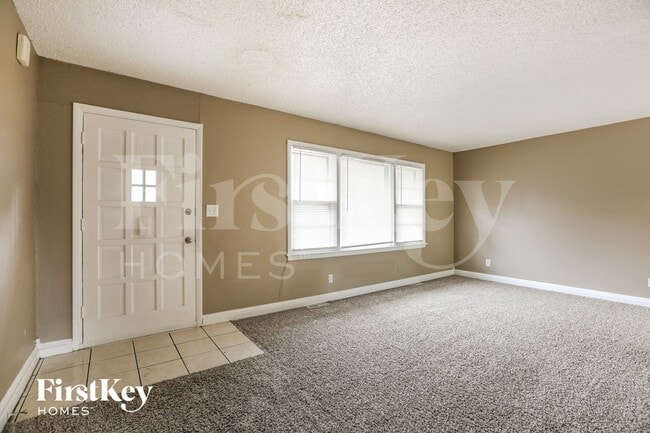 Foto del edificio - 9313 Fairwood Dr