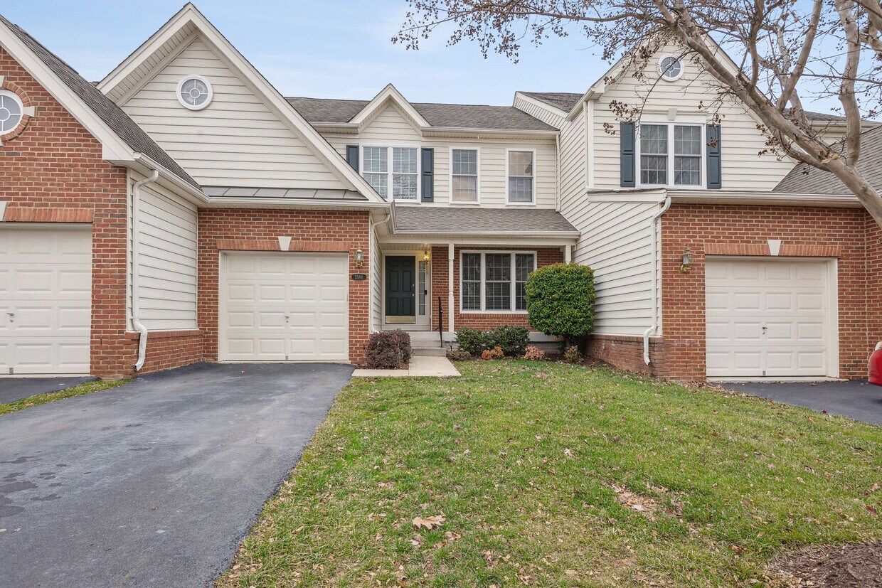 Building Photo - 5588 Arrowfield Terrace