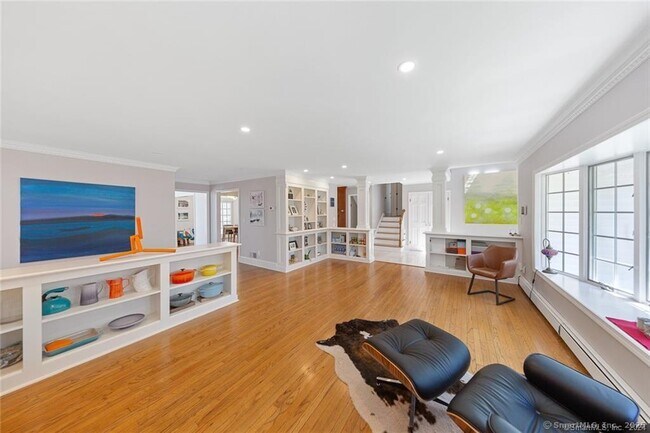 Building Photo - 41 Burr Farms Rd