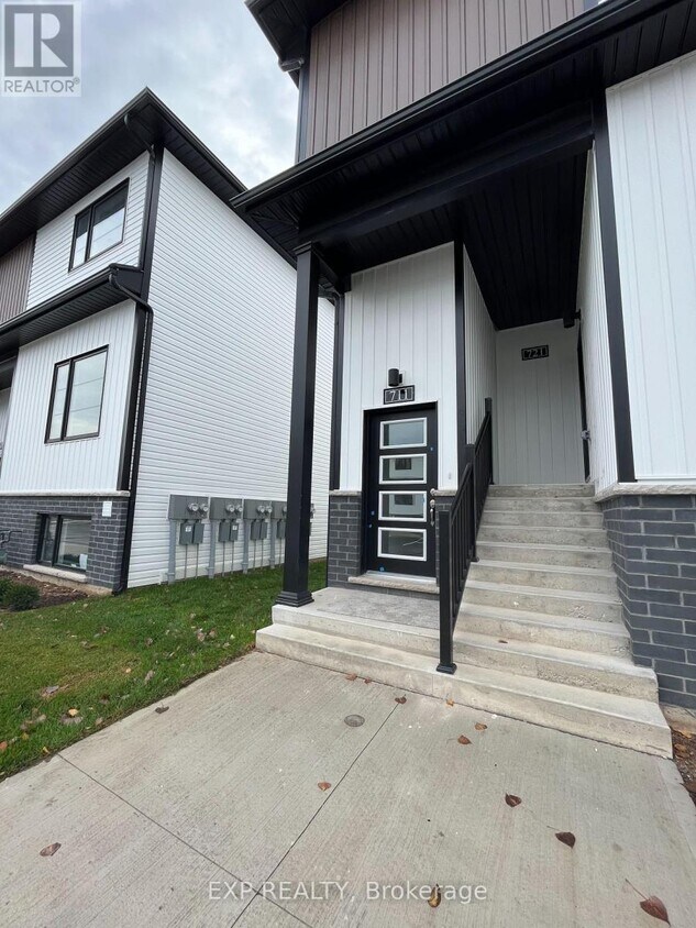 Photo principale - 4263-4263 Fourth Ave