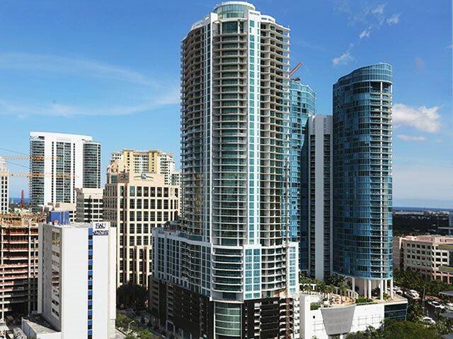Building Photo - 100 E Las Olas Blvd